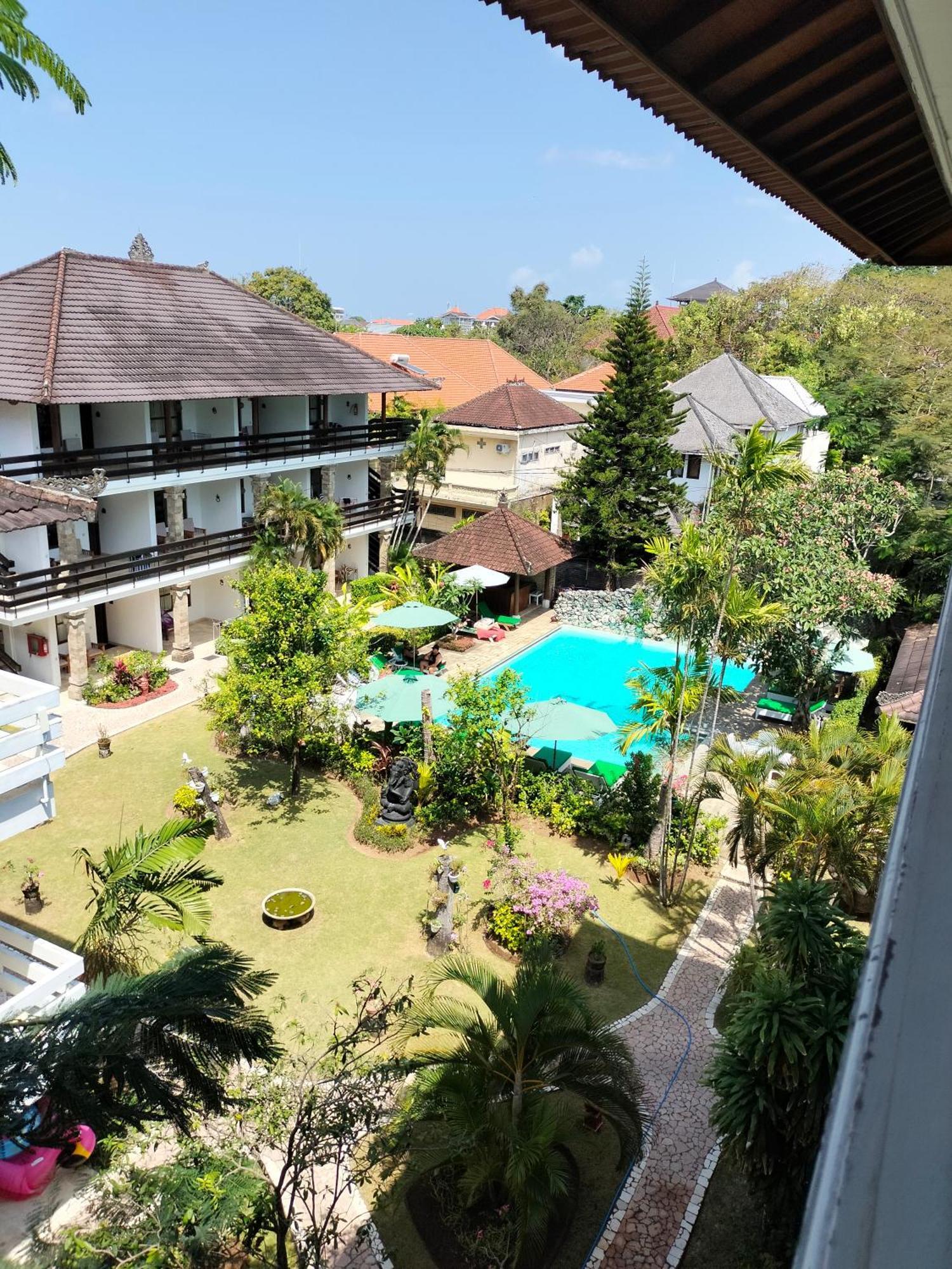 Hotel Grand Kumala Legian  Bagian luar foto